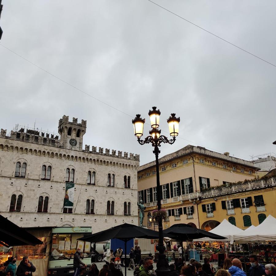 Vista Sul Carruggio, Centro Storico Di Chiavari Zewnętrze zdjęcie